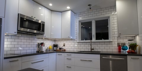 HomePhotoSlide-_0008_Layer 10